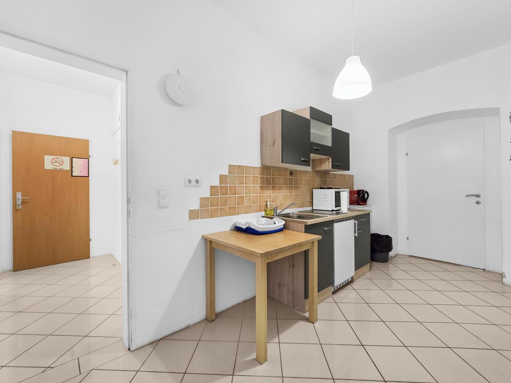 Three King-Size Beds, Three Bedrooms Wien Exteriör bild
